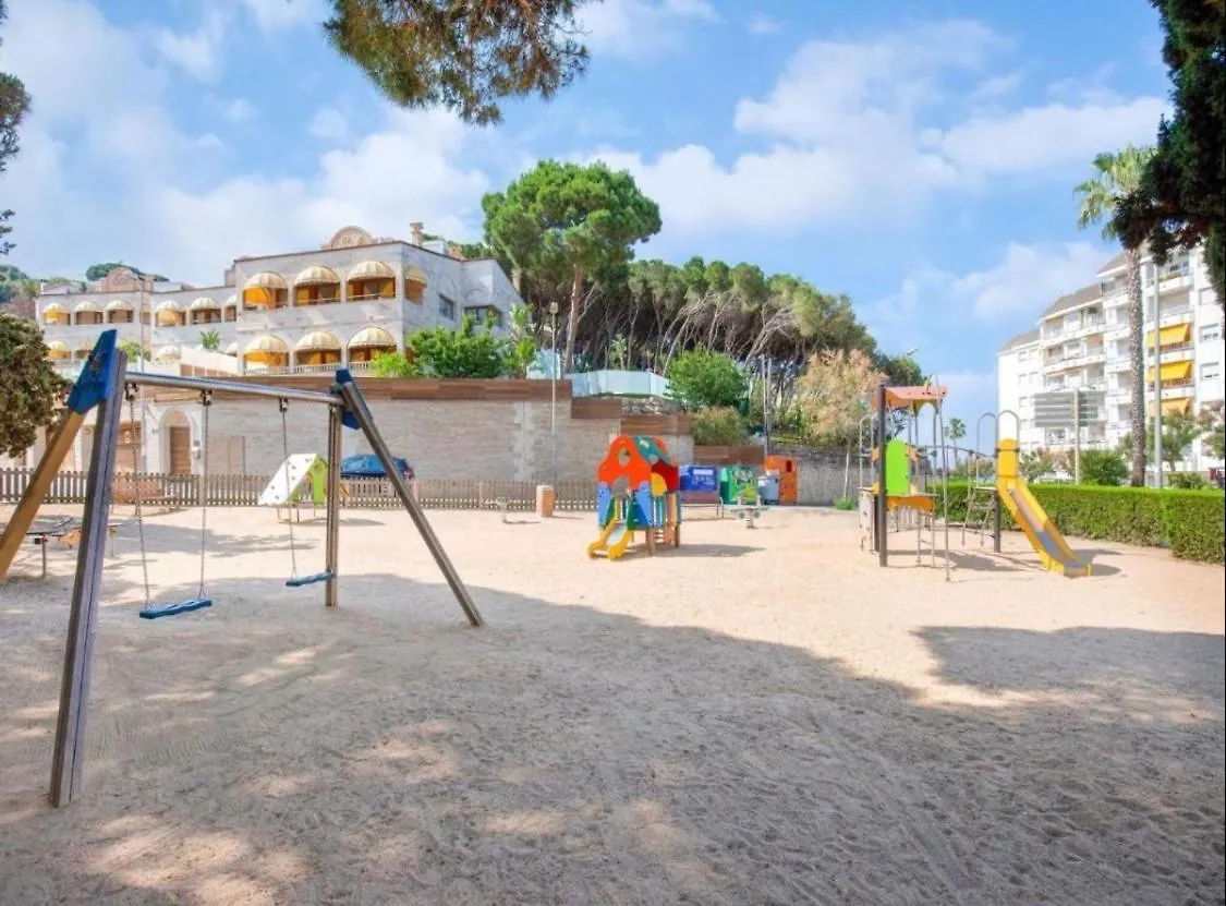 Seahomes Vacations, La Mer Bleue, Beach&Pool, Pk, Full Equipped In Fenals Beach Lloret de Mar