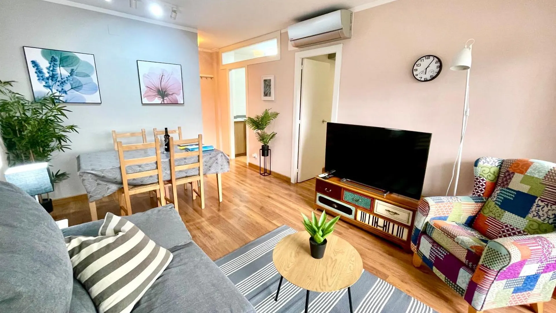 Apartment Seahomes Vacations, La Mer Bleue, Beach&Pool, Pk, Full Equipped In Fenals Beach Lloret de Mar